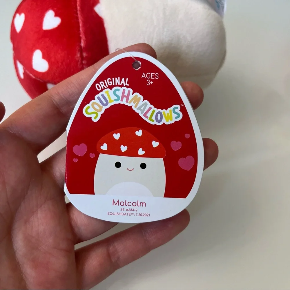*SOLD* Squishmallows Malcolm Mushroom Hearts 5” Squishmallow Valentine’s Day - Picture 7 of 9